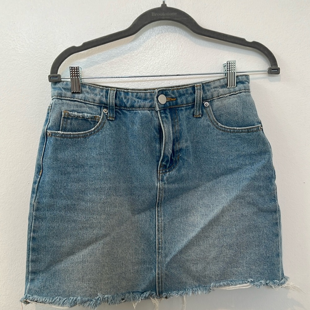 Abound skirt